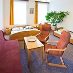 Fontana 4*